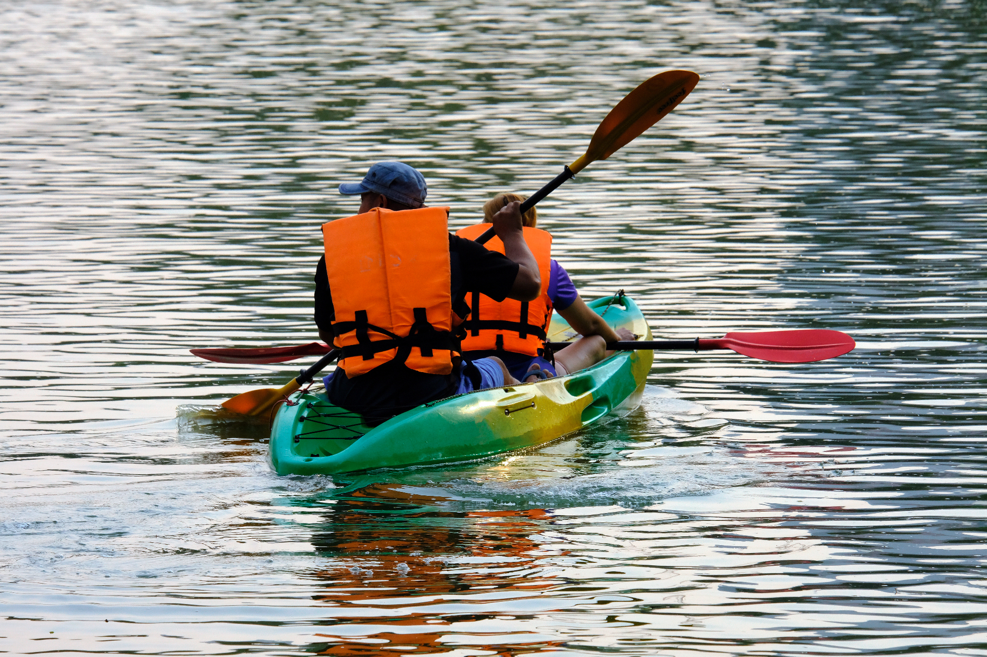 Pantaloni kayak sono comodi e pratici